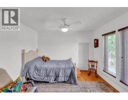 273 St Clair Street, Chatham, ON N7L3J8 Photo 25