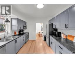 4pc Bathroom - 273 St Clair Street, Chatham, ON N7L3J8 Photo 7