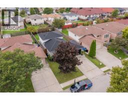 2163 Curry, Windsor, ON N9B3X5 Photo 39