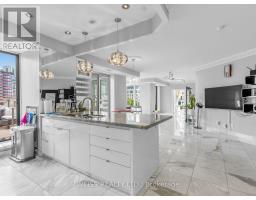 902 - 18 Beverley Street, Toronto, ON M5T3L2 Photo 10