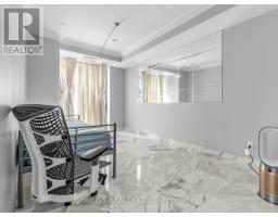 902 - 18 Beverley Street, Toronto, ON M5T3L2 Photo 12