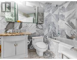 902 - 18 Beverley Street, Toronto, ON M5T3L2 Photo 14
