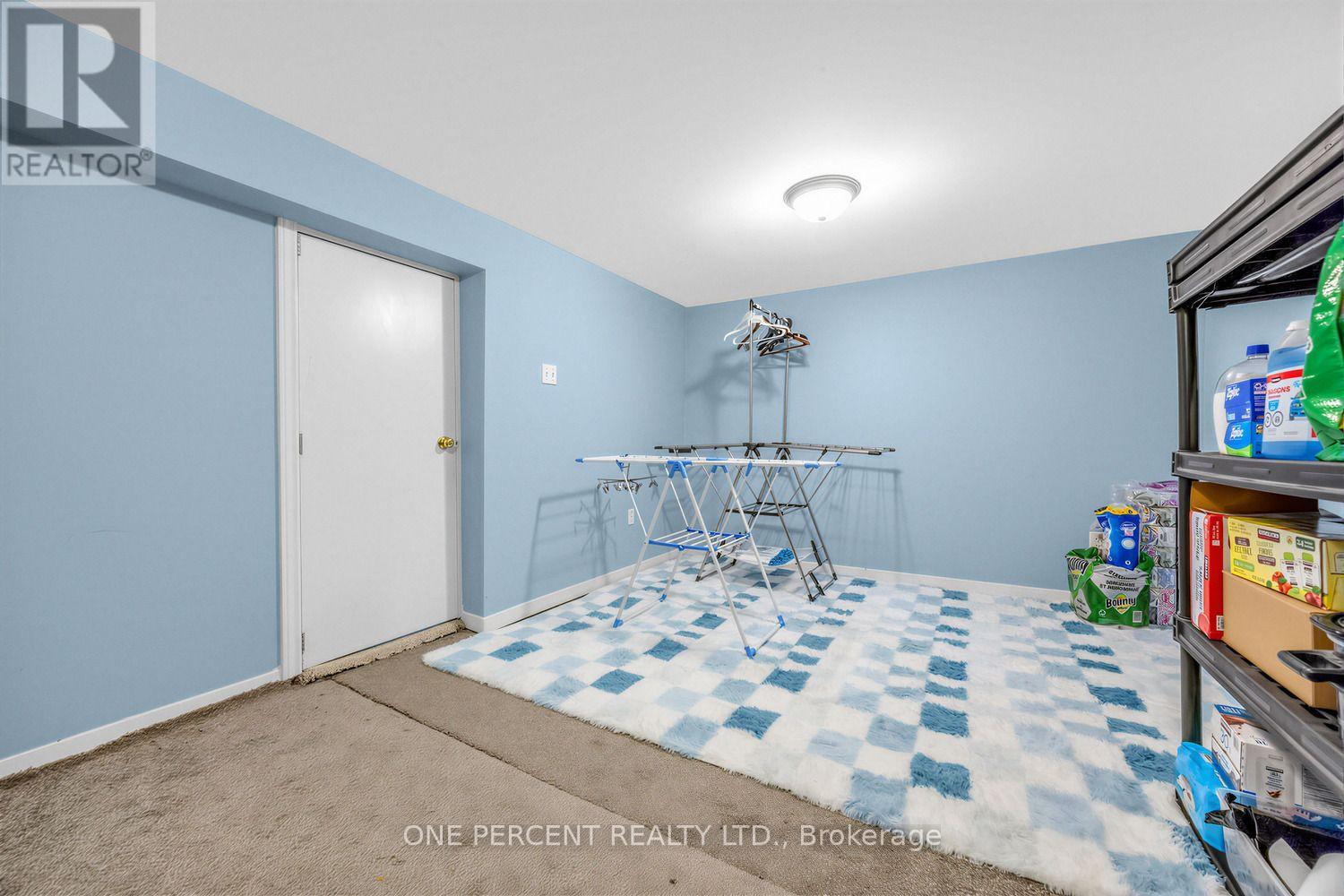 78 MELCHIOR DRIVE - 28