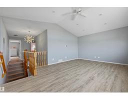 8903 176 Av Nw, Edmonton, AB T5Z0A7 Photo 21