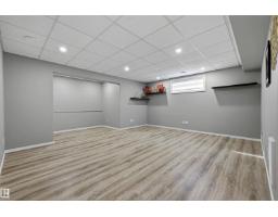 8903 176 Av Nw, Edmonton, AB T5Z0A7 Photo 31