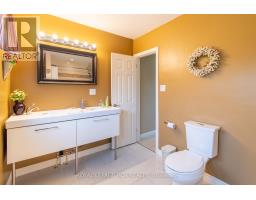 18 Oak Street, Barrie, ON L4M3V2 Photo 14