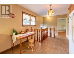 18 Oak Street, Barrie, ON L4M3V2 Photo 17
