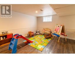 18 Oak Street, Barrie, ON L4M3V2 Photo 22