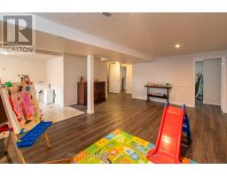 18 Oak Street, Barrie, ON L4M3V2 Photo 23