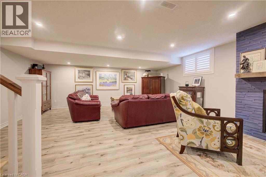 517 STARBOARD Crescent - Image 36