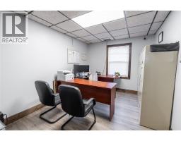 239 Ontario Street, Sarnia, ON N7T1L6 Photo 16