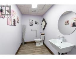 239 Ontario Street, Sarnia, ON N7T1L6 Photo 20