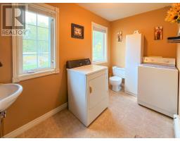 Porch - 120 Dawson Heights, Pine Grove, NS B0J1E0 Photo 19