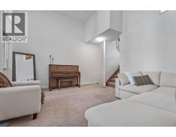 4pc Bathroom - 103 Panatella Road Nw, Calgary, AB T3K0S7 Photo 7