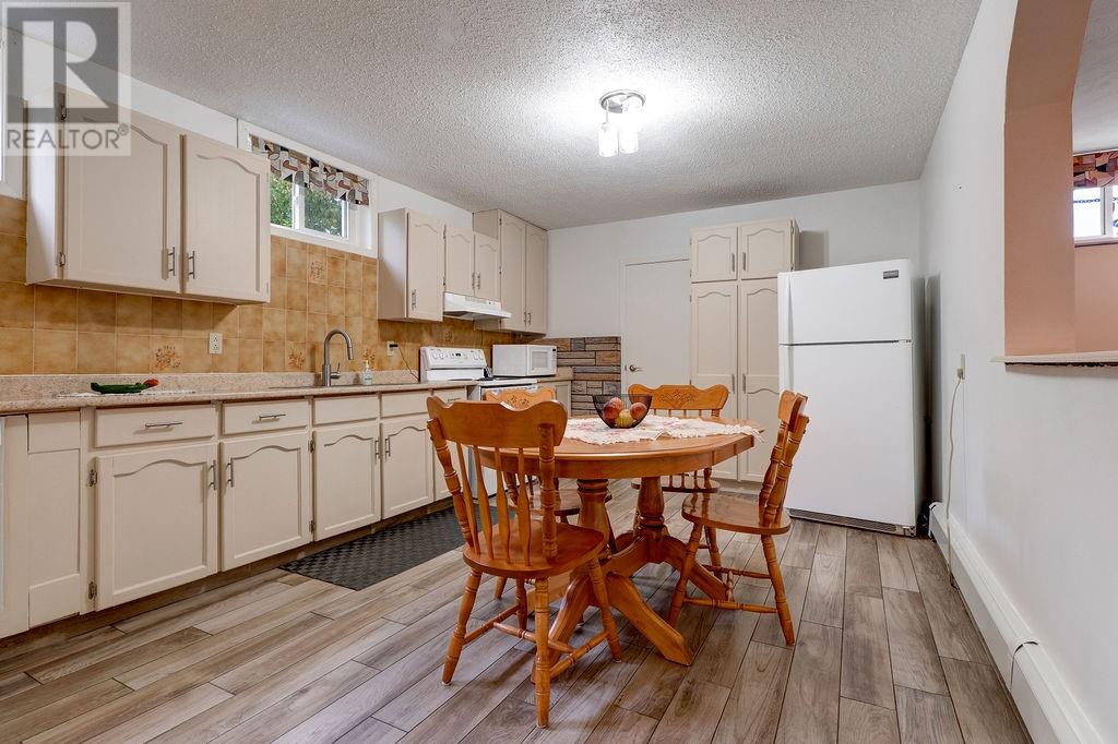 3166 Algonquin Road - 24
