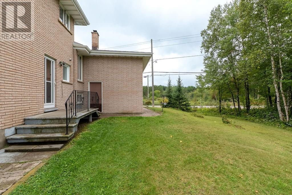 3166 Algonquin Road - 38