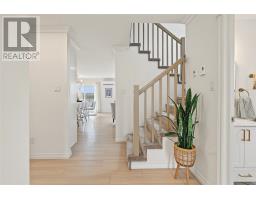 172 Lanark Drive thumbnail 10