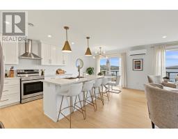 172 Lanark Drive thumbnail 14