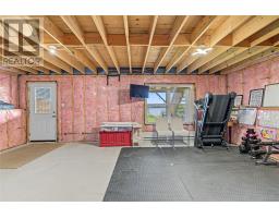 172 Lanark Drive thumbnail 29