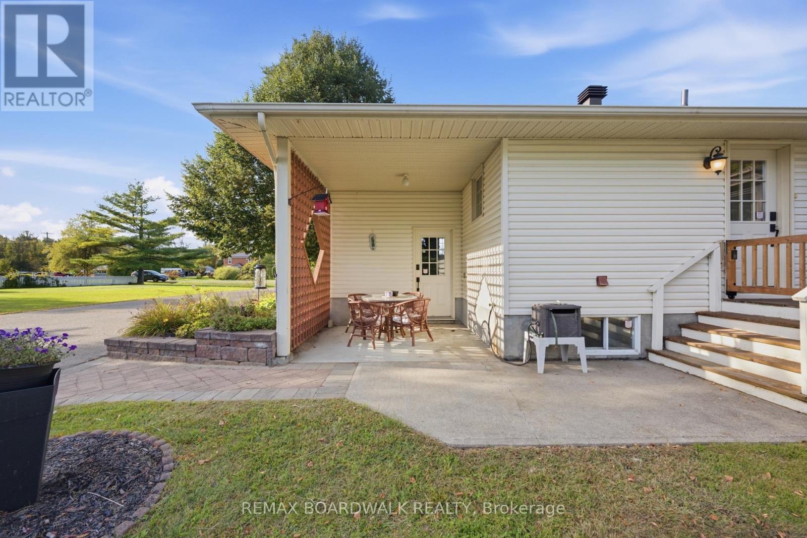2725 MCINTOSH ROAD - Image 15