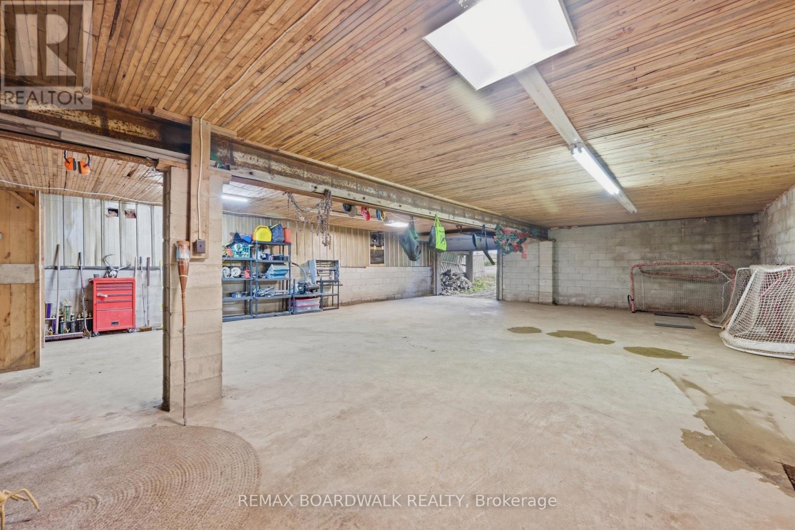 2725 MCINTOSH ROAD - Image 23
