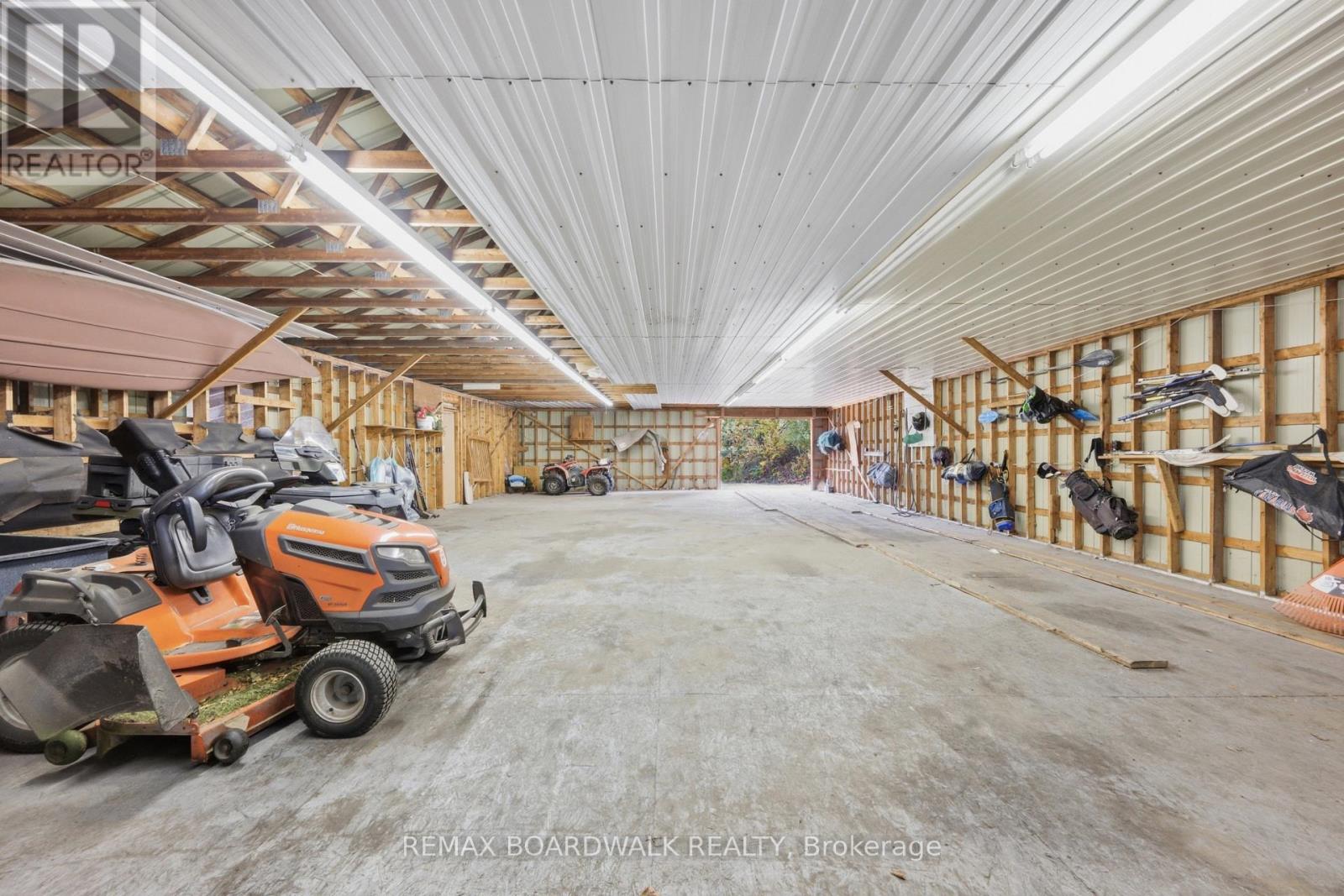 2725 MCINTOSH ROAD - Image 26