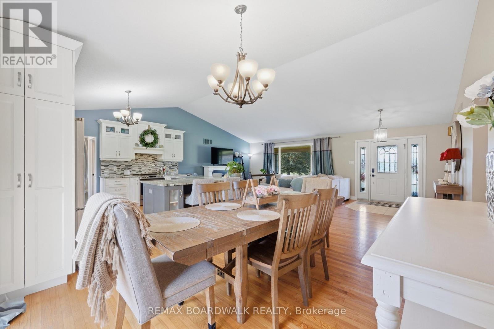 2725 MCINTOSH ROAD - Image 36