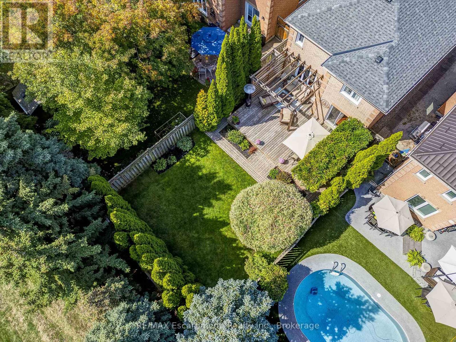 1194 OLD OAK DRIVE - 37