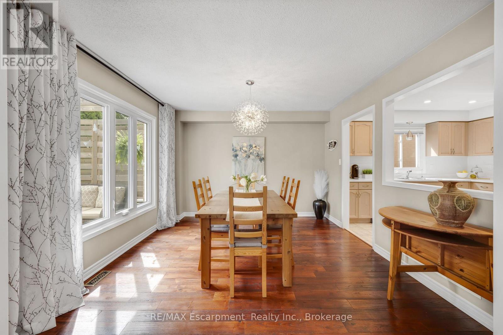 1194 OLD OAK DRIVE - 9