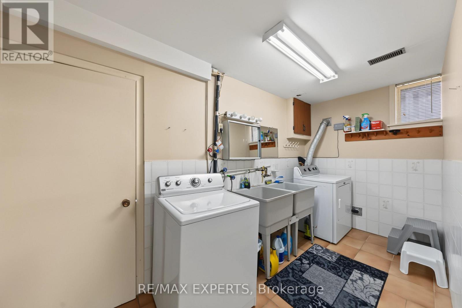 129 SULTANA AVENUE - 37