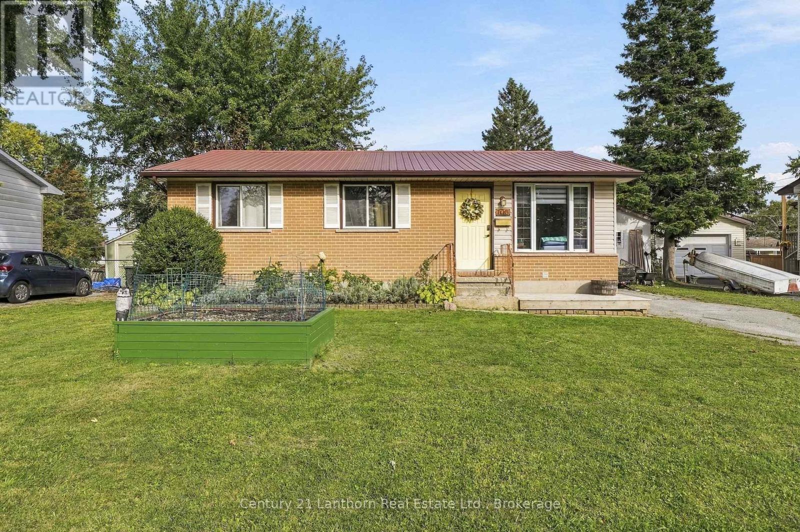 Property for sale at 706 WILLIS STREET
