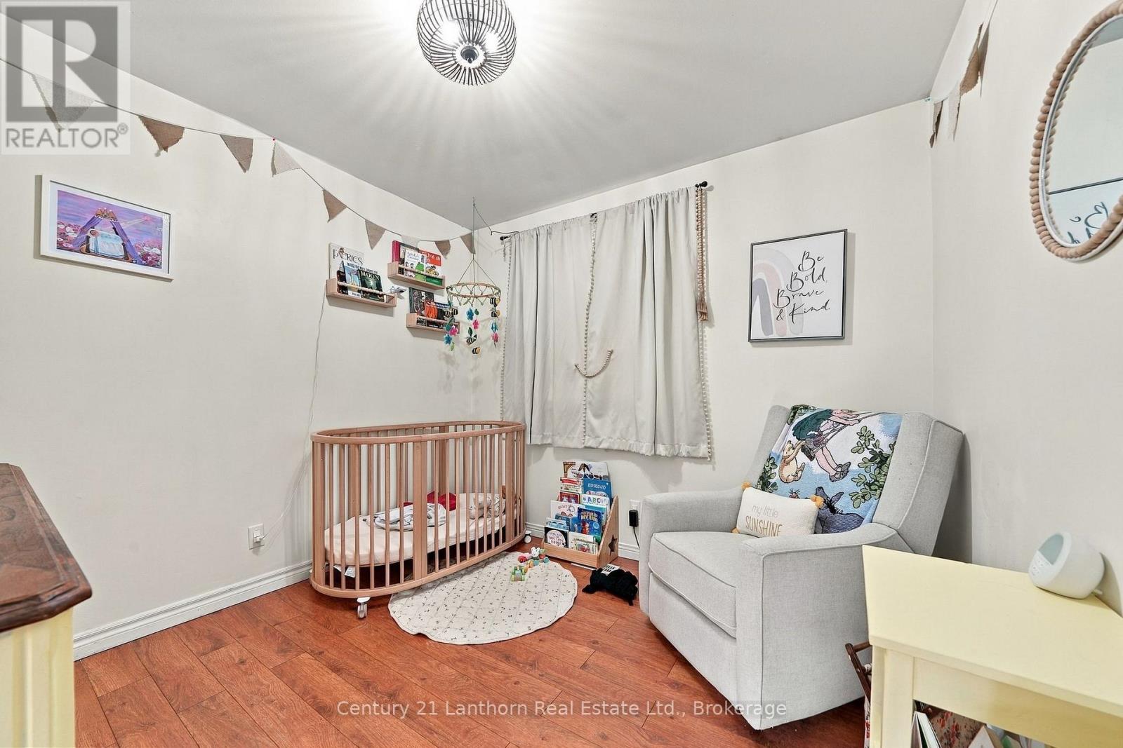 706 WILLIS STREET - Image 20