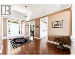 Kitchen - 353 Lakeshore Road, Alnwick/haldimand, ON K9A4J8 Photo 6