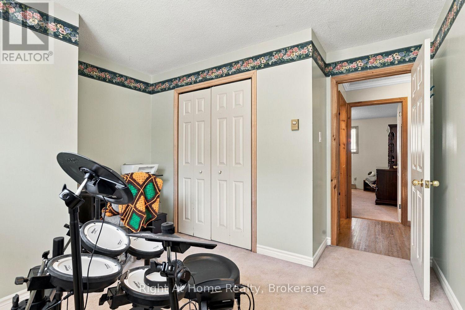#C 103 RITA CRESCENT - Image 22