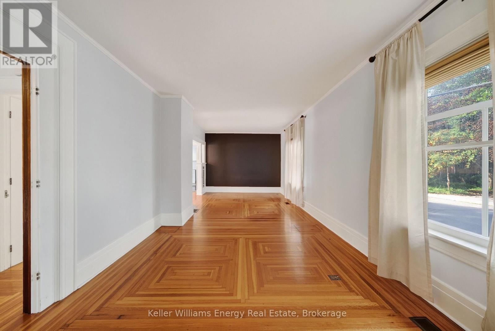 3 DOWNES AVENUE - 12