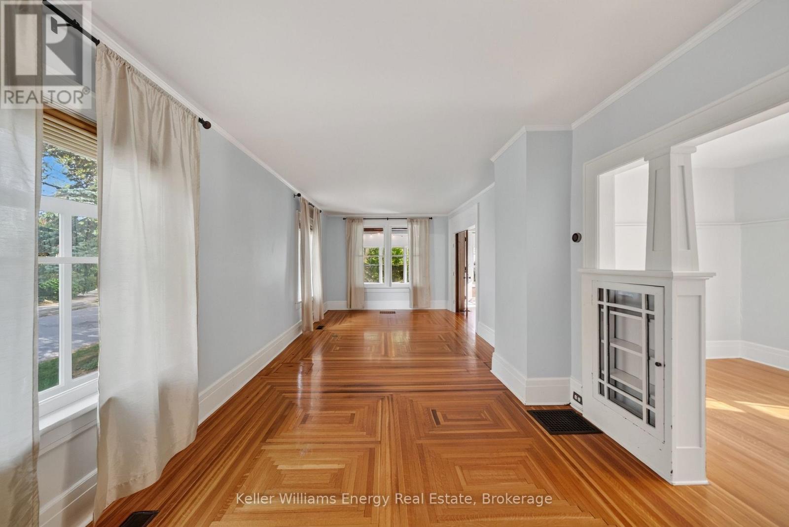 3 DOWNES AVENUE - 15