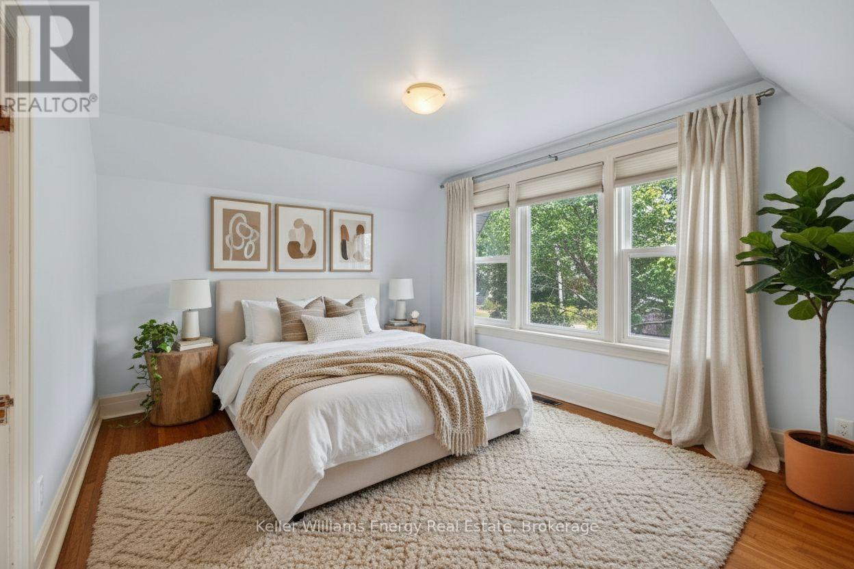 3 DOWNES AVENUE - 31