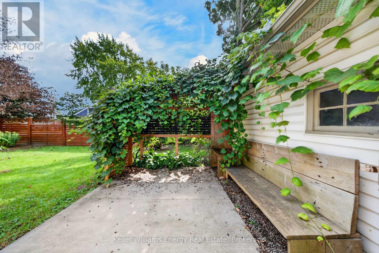 3 DOWNES AVENUE - 39