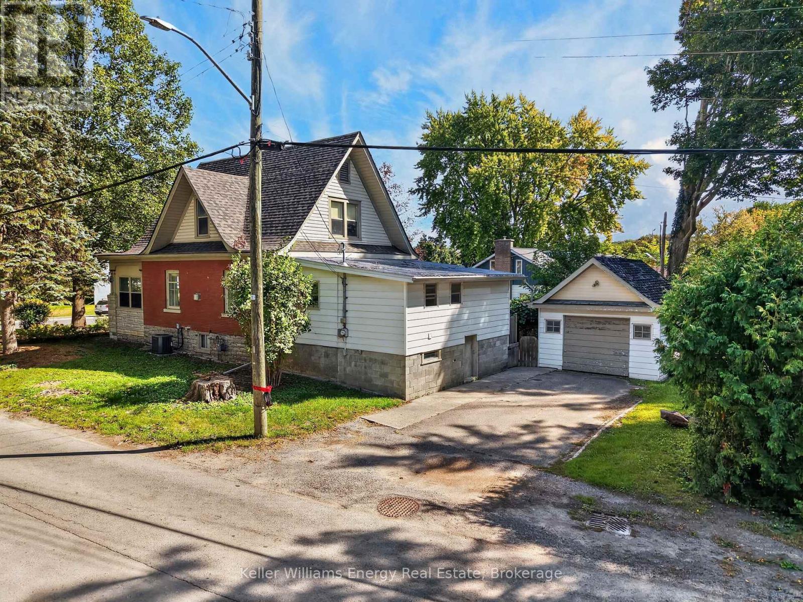 3 DOWNES AVENUE - 4