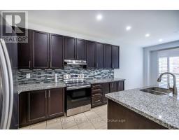 427 Windsfields Farm Drive W, Oshawa, ON L1L0M1 Photo 15