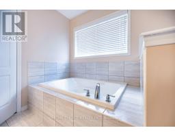 427 Windsfields Farm Drive W, Oshawa, ON L1L0M1 Photo 30