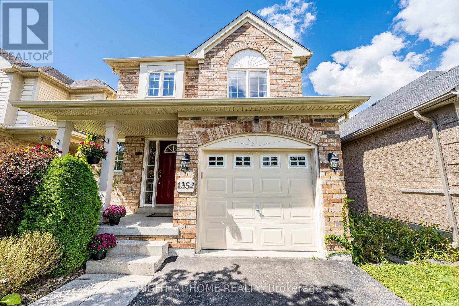Property for sale at 1352 WADEBRIDGE CRESCENT