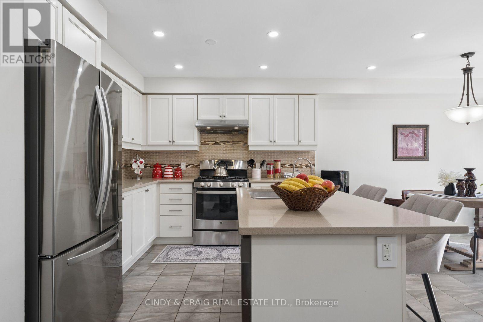 170 Elmer Adams Drive, Clarington (Courtice), Ontario, L1E0G4, Clarington (Courtice), Ontario — photo 4 of 5