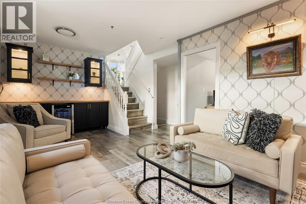 3985 ACORN CRESCENT - 9