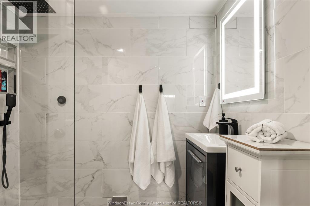 3985 ACORN CRESCENT - 19
