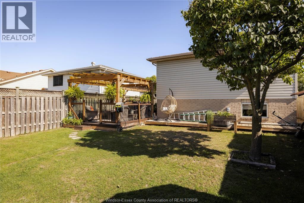 3985 ACORN CRESCENT - Image 24