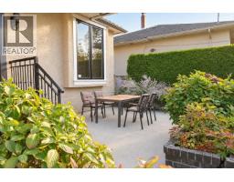 2509 Mcbain Avenue, Vancouver, BC V6L2C5 Photo 40