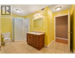 86 Hollyberry Drive thumbnail 24