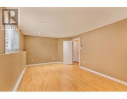 86 Hollyberry Drive thumbnail 26