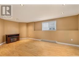 86 Hollyberry Drive thumbnail 27